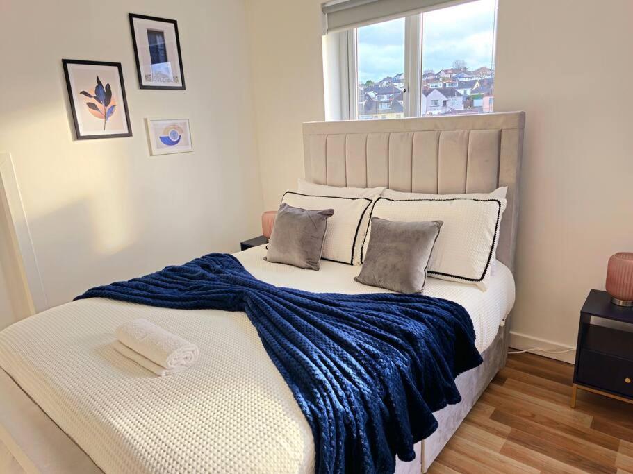 Spacious Haven With Free Parking Glasgow Zewnętrze zdjęcie